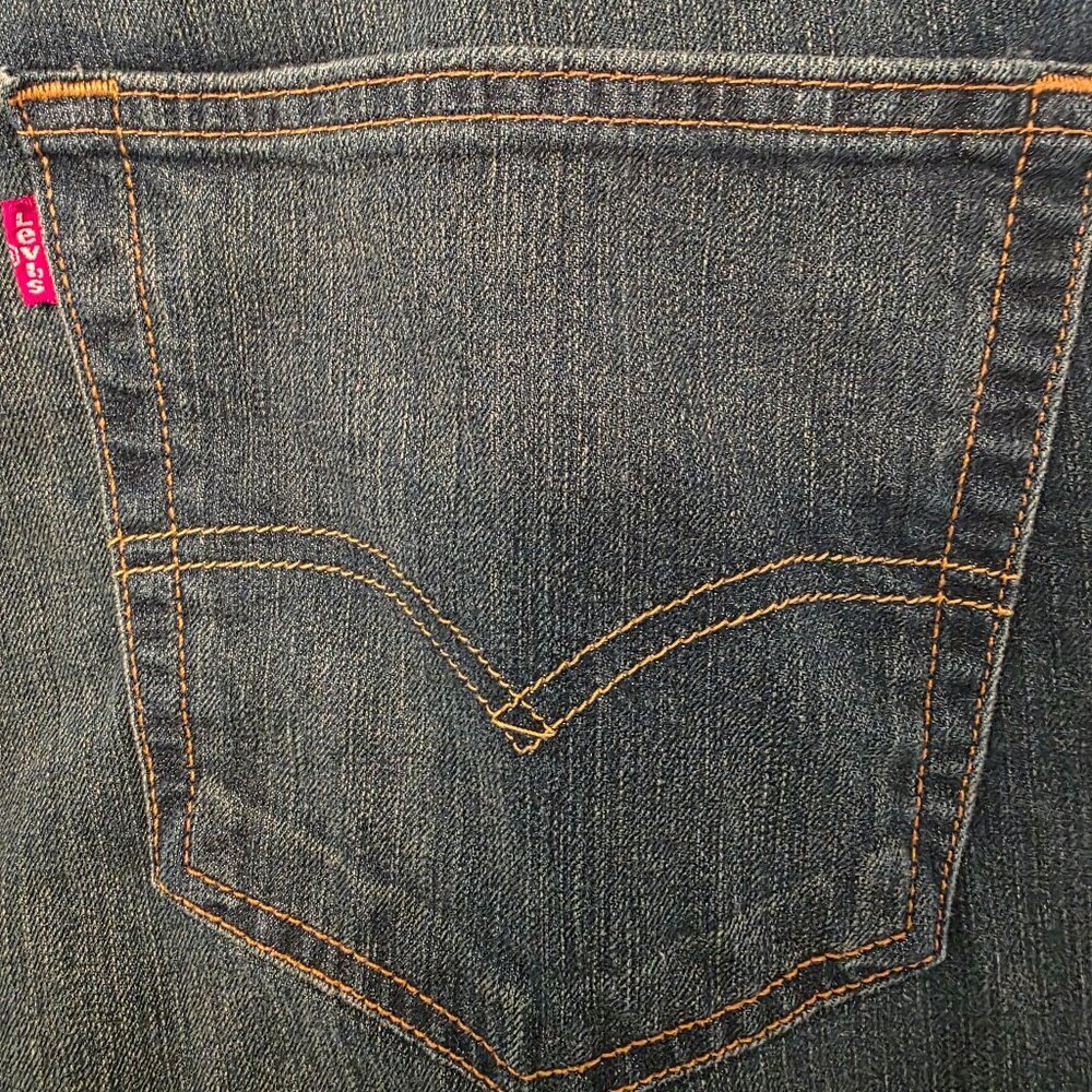 Men's Levi's 559 Relaxed Fit Straight leg denim jeans, size 42"x30". - Picture 3 of 6